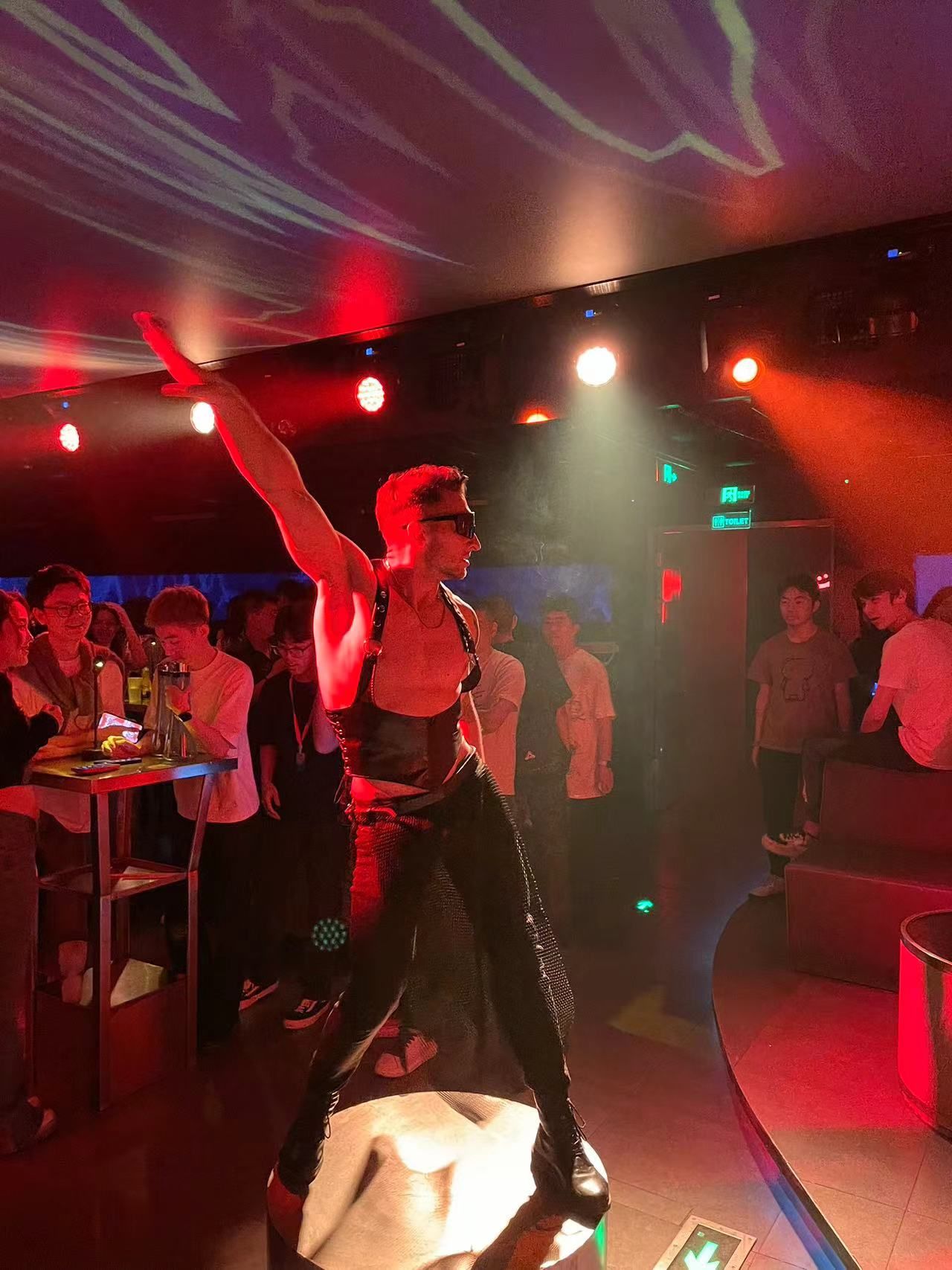 芜湖商务KTV订房指南-南陵县ktv预定